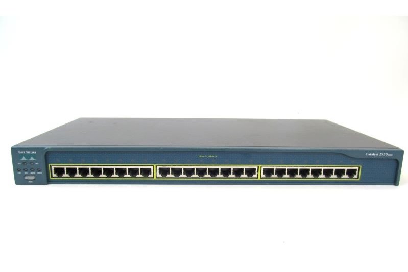 Cisco catalyst 2950 24 ports WS-C2950-24
