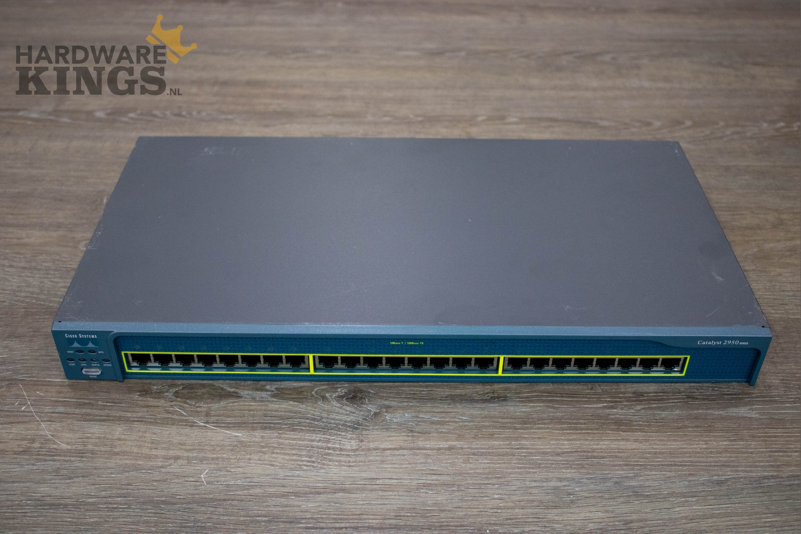 Cisco catalyst 2950 24 ports WS-C2950-24