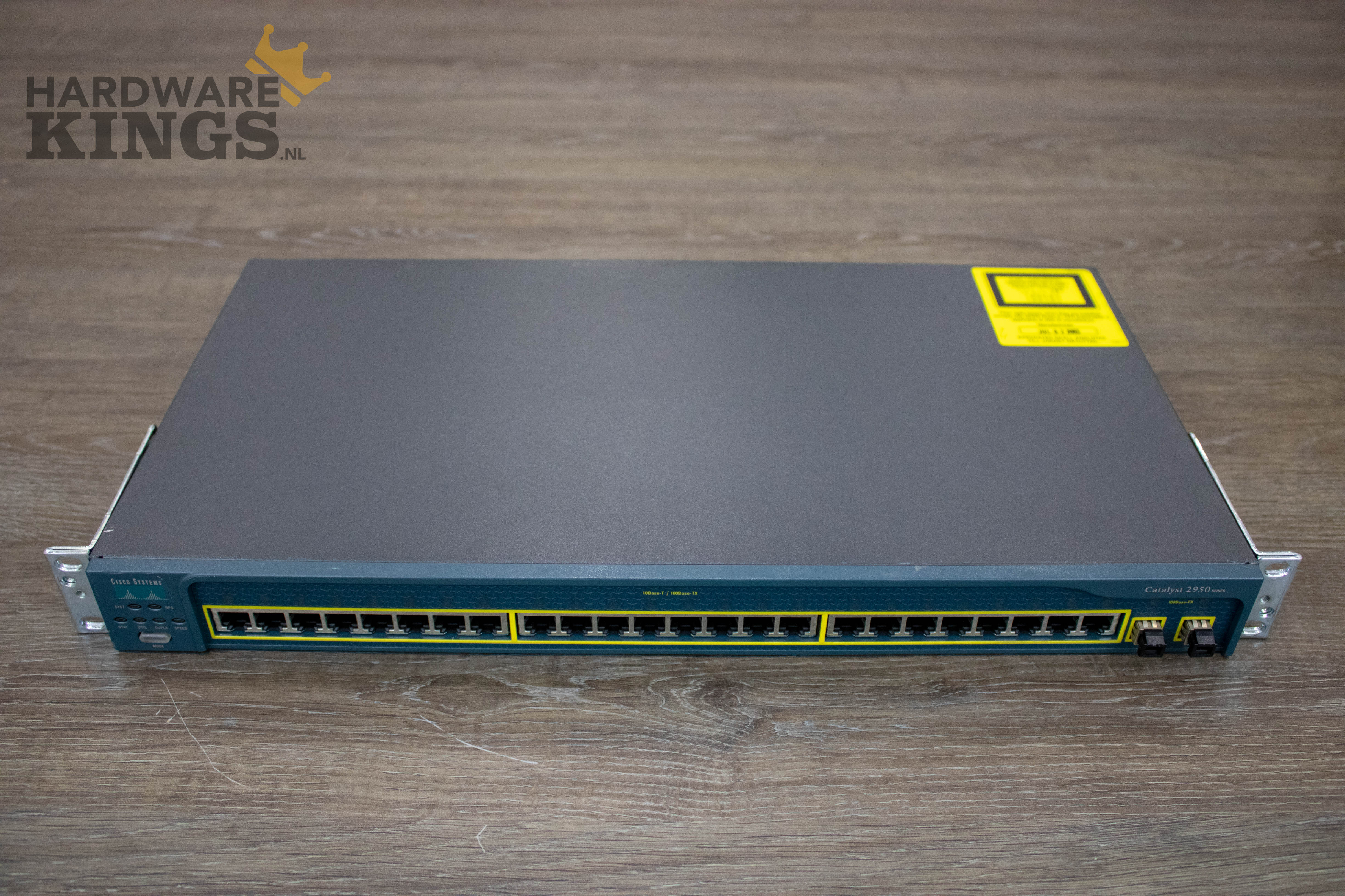 Cisco Catalyst 2950C 24-ports WS-C2950C-24